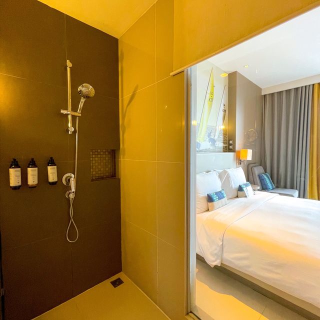 โรงแรมและสวนน้ำ Mercure Pattaya Ocean Resort