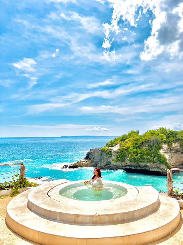 Jacuzzi With A View Of The Blue Lagoon⁉️🤫🌊