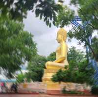 เขากระโดง
