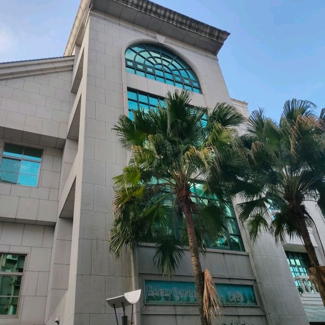 歐風特色建築-湖光基督教會