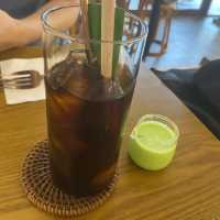 Kings Cart: Where Coffee and Cuisine Reigns