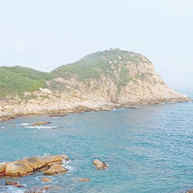 石澳的藍色情人橋，在石澳山仔路！