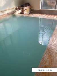 【福島 高湯温泉】水色の温泉に入れる大浴場と露天風呂