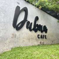 ดูบัว คาเฟ่ เพลินกับสัตว์มากมาย