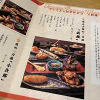 【大阪・西中島南方】新大阪駅からも近い！フォトジェニックな串焼きが自慢の「鉄板創作串 てっぺん西中島店」