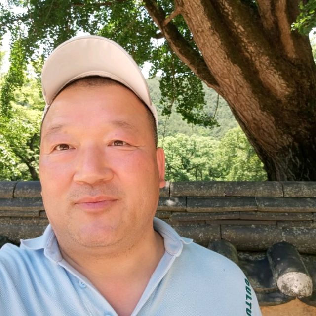 부처님에 진신사리탑..적멸보궁이잇는 비슬산 용연사를 갓다