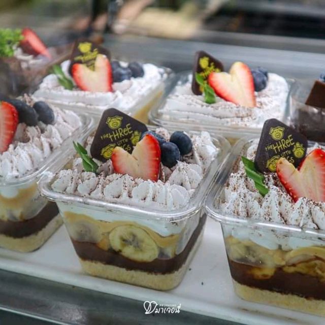 The Three Little Pigs คาเฟ่นครปฐม 
บรรยากาศในสวน ร่มรื่นมาก ๆ 🐷🐷🐷
