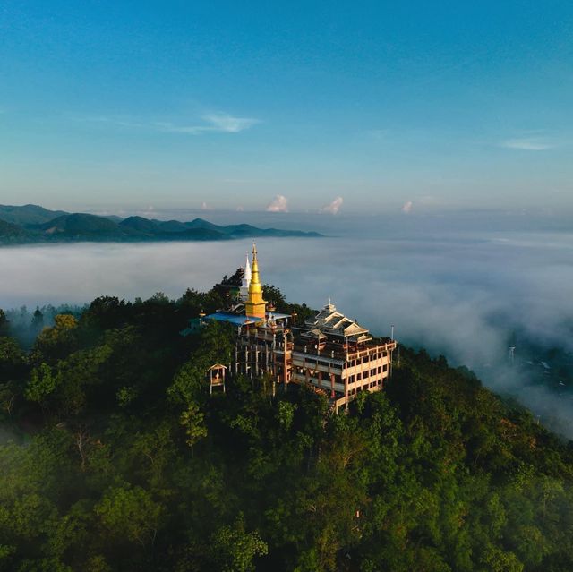 วัดพระพุทธบาทผาหนาม