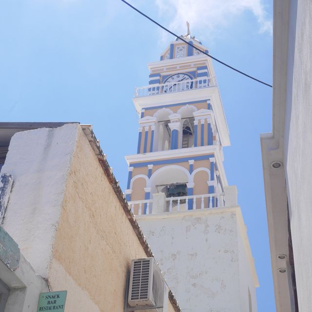 Santorini 最大的鎮 — Fira