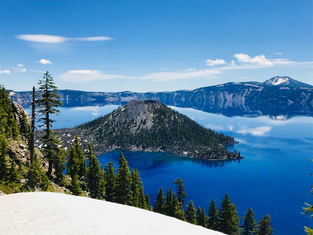 A breathtaking azure jewel.