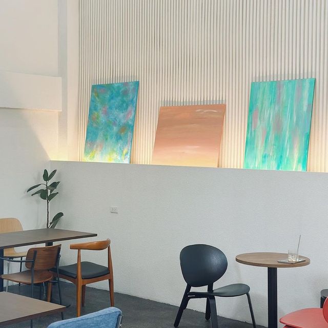 STEEL：市中心餐廳，悠閒用餐時光