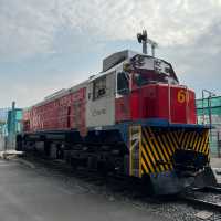 一座風格獨特的傳統建築火車站！