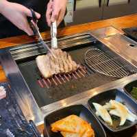 제주 연동 흑돼지 맛집)김군맛돈 - 닷지형 테이블에서 즐기는 제주고기맛집