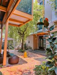 泰國Cp值超高的villa 漂浮早餐按摩池一應俱全