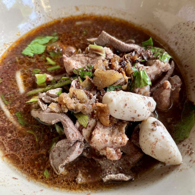 ก๋วยเตี๋ยวเรือป้าปิ๋ว @วัดบางยี่ขัน