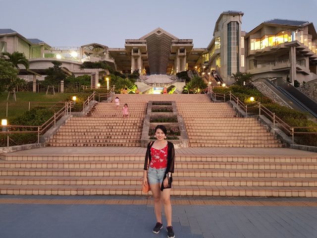 🌊ท่องโลกใต้ทะเลที่ Okinawa Churaumi Aquarium