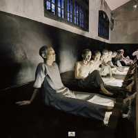 Hoa Lo Prison Museum