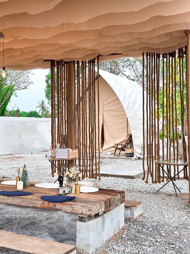 M Glamping by the sea