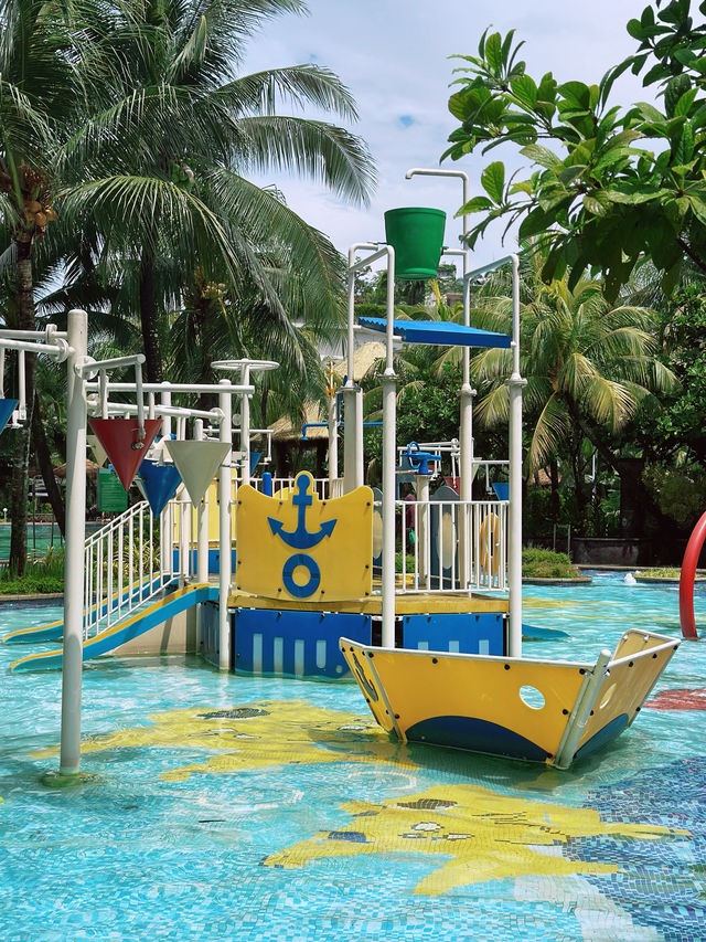 Less Crowded Water Park With Cozy Environment 