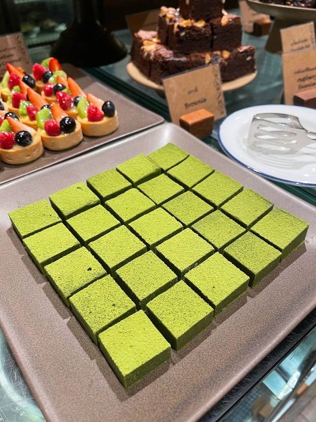 Goji Kitchen & Bar
