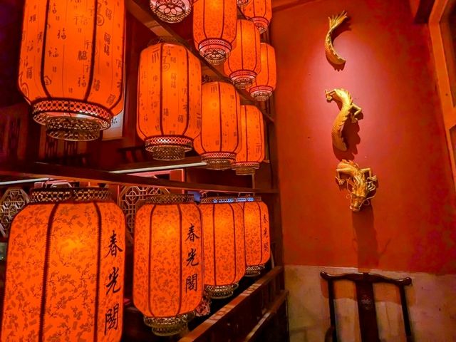 台中-結合宮廟文化與台灣山林的餐酒館：春光閣