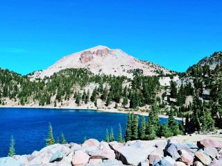 👣 Beautiful Hike at Lassen Volcanic National Park