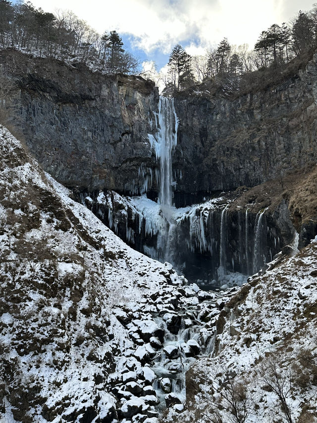 〜栃木県〜冬しか見れない氷の滝!日本一有名な滝の冬景色 〜栃木県〜冬しか見れない氷の滝!日本一有名な滝の冬景色