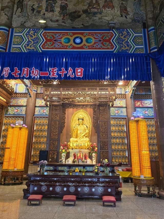 ไหว้พระขอพร เสริมดวง ณ วัดเก็กลกสี่ 