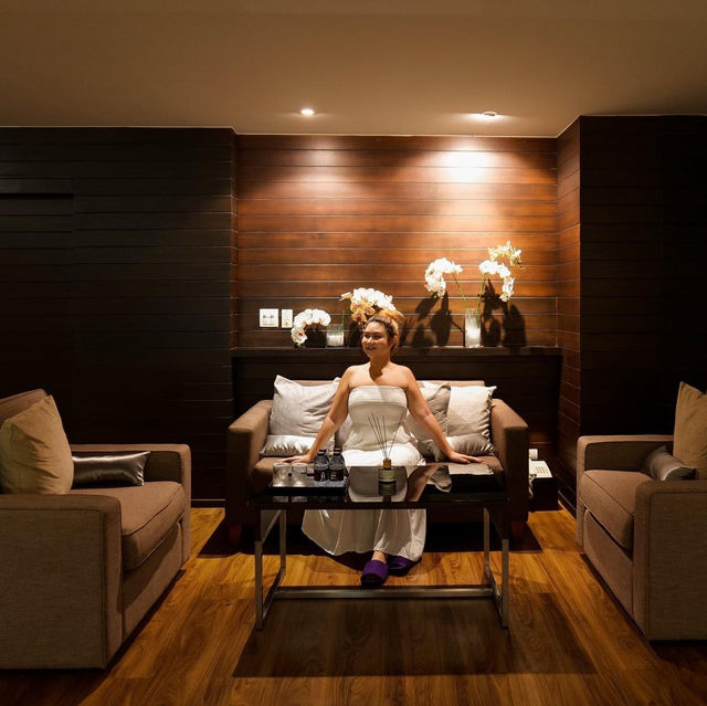 พักโรงแรมพร้อมนวดผ่อนคลาย Health Land Resort & Spa