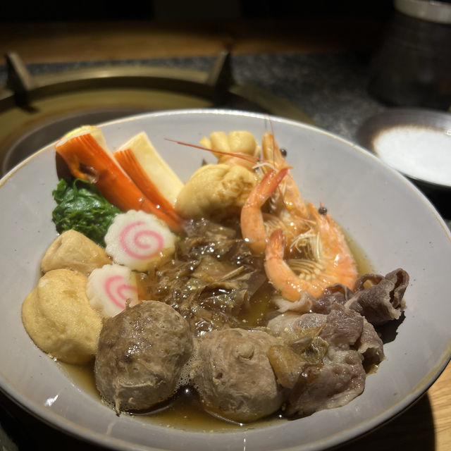 在香港K11是湊湊午市半自助套餐！