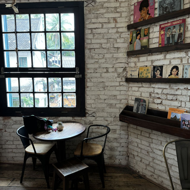 ร้านกาแฟที่มาหลวงพระบางแล้วต้องแวะ! 