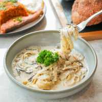 Bat Tales Cafe & Restaurant Khaoyai