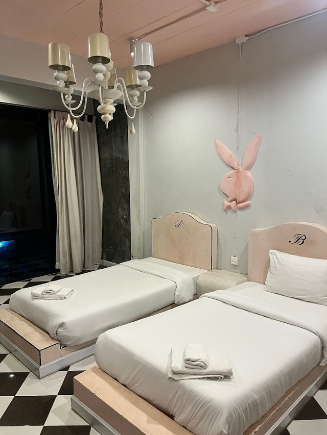 📍 De Sea Almond Hotel