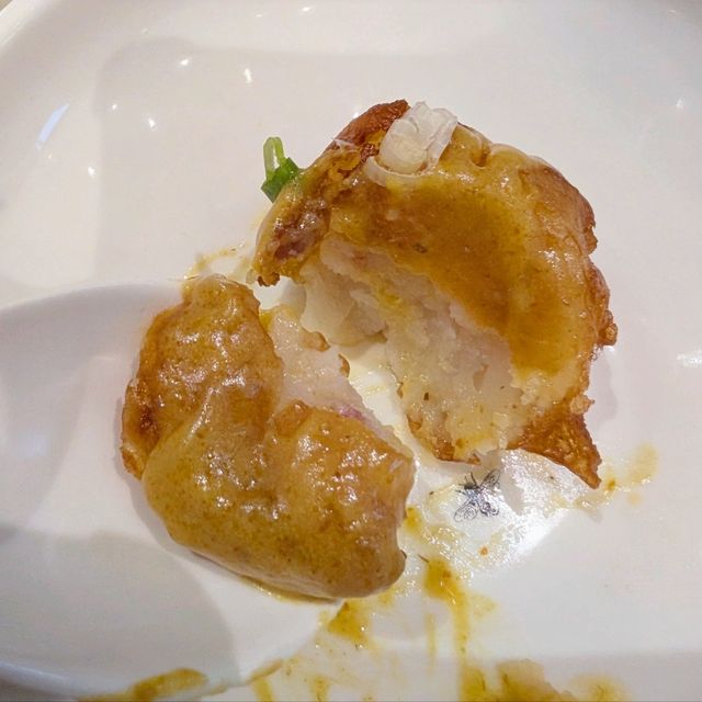 Unexpected Culinary Discovery in Taipei - Social Place