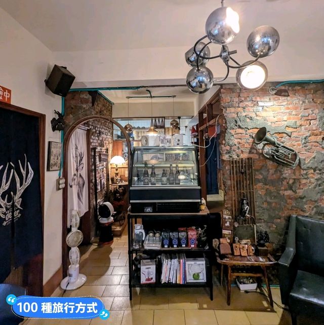 台南-孔廟園區對面的深夜咖啡店：Abby coffee