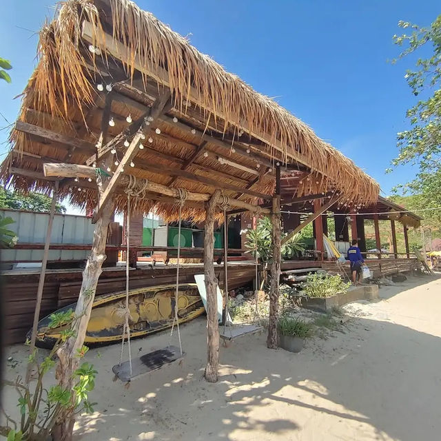 Monkey Beach หาดลิงเกาะล้าน