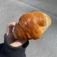 〈大阪〉大人気！大阪に来たら絶対に買う白トリュフパン