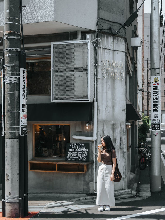 SIDEWALK STAND