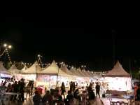 เที่ยวแจ่มจันทร์ Street Food ฮาโลวีน