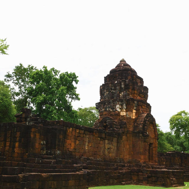 สำรวจประวัติศาสตร์และอารยธรรมขอมา📍