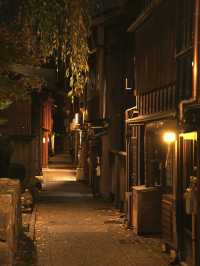 【石川】夜が更ける時間帯からの散策がおすすめ‼️薄暗い町屋街で風情を堪能🥰