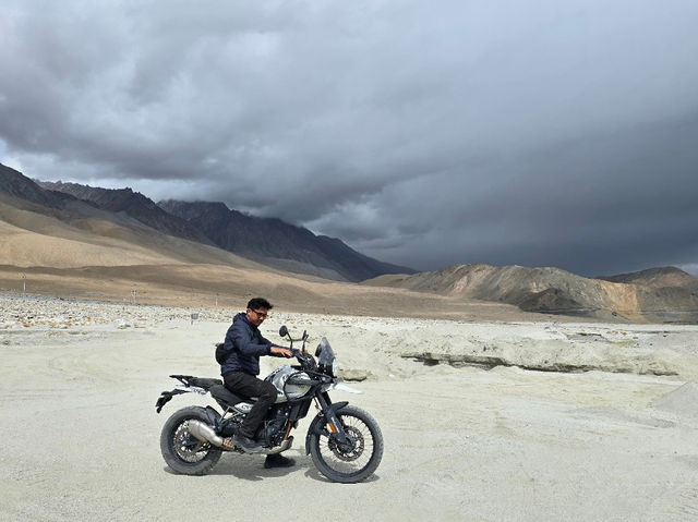 ทะเลสาบน้ำเค็มที่อยู่สูงที่สุด | Pangong Lake