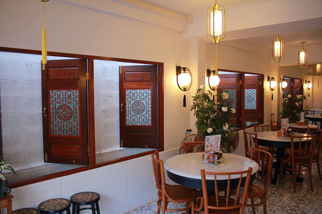 ร้านอาหารเช้าบางนา "กินคงกินข้าว"