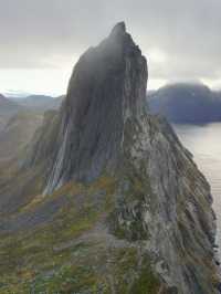 ยอดเขา Hesten เมือง Senja Norway 