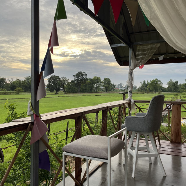 บ้านนาฟ้าอรุณ🌅 ที่พักบรรยากาศดี จังหวัดศรีสะเกษ