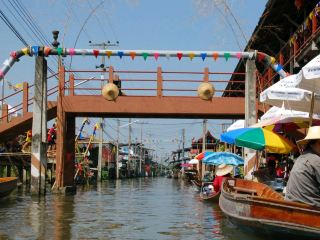 Damnoen Saduak Floating Market: A Trip to Ratchaburi Near Bangkok