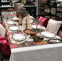 Festive Magic Awaits: Shop, Snack & Relax at Dark H&M Home 