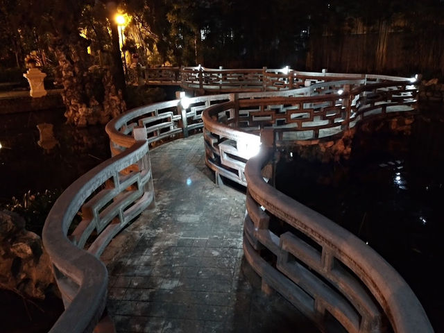 盧廉若公園（Lou Lim Ieoc Garden）：城市中的寧靜綠洲