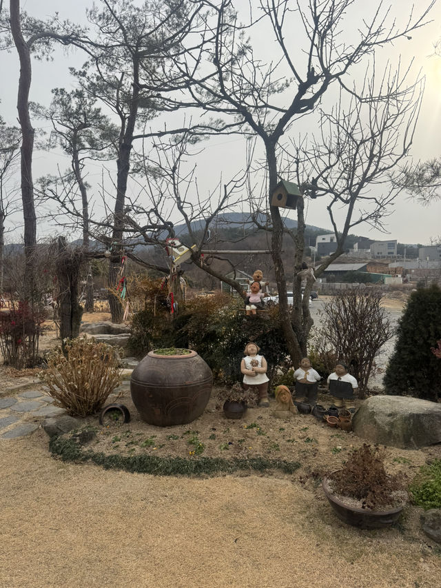 멋스러운 정원이 갖추어진 이안에들꽃