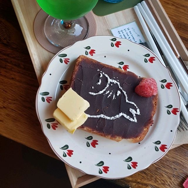 김해 아나타카페 ☕ 분위기 좋은 감성카페에서 여유를 즐기다!